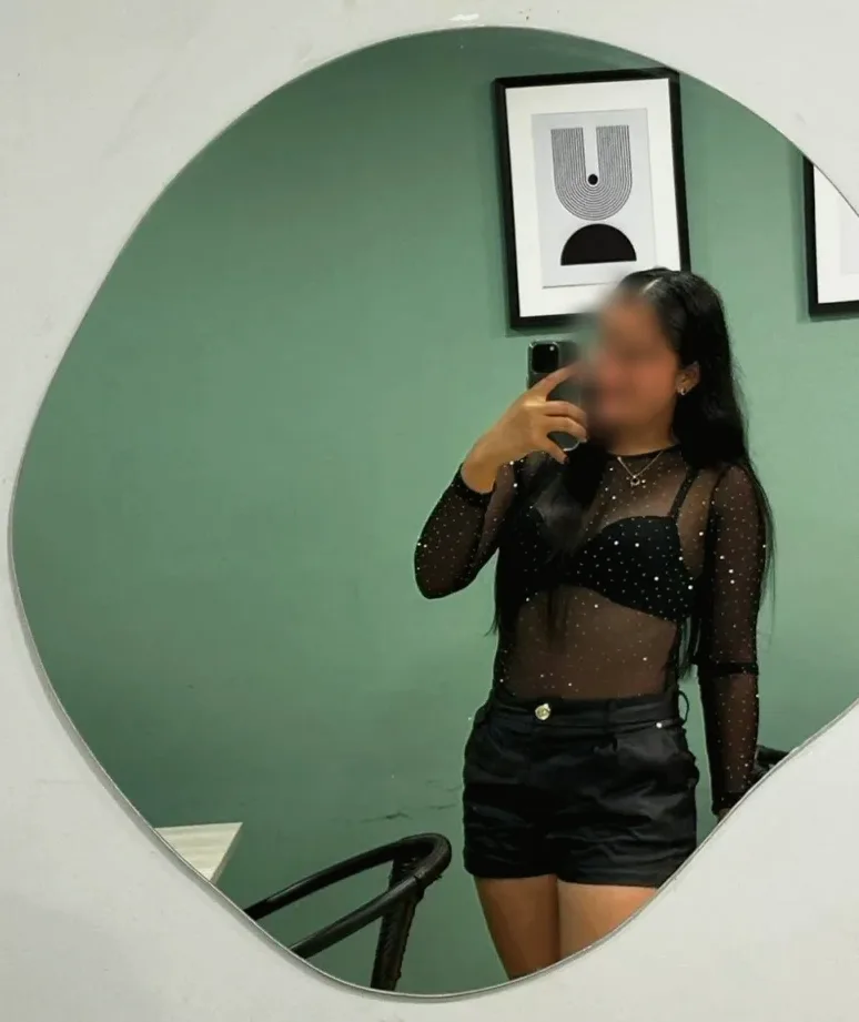 Michelle, 24